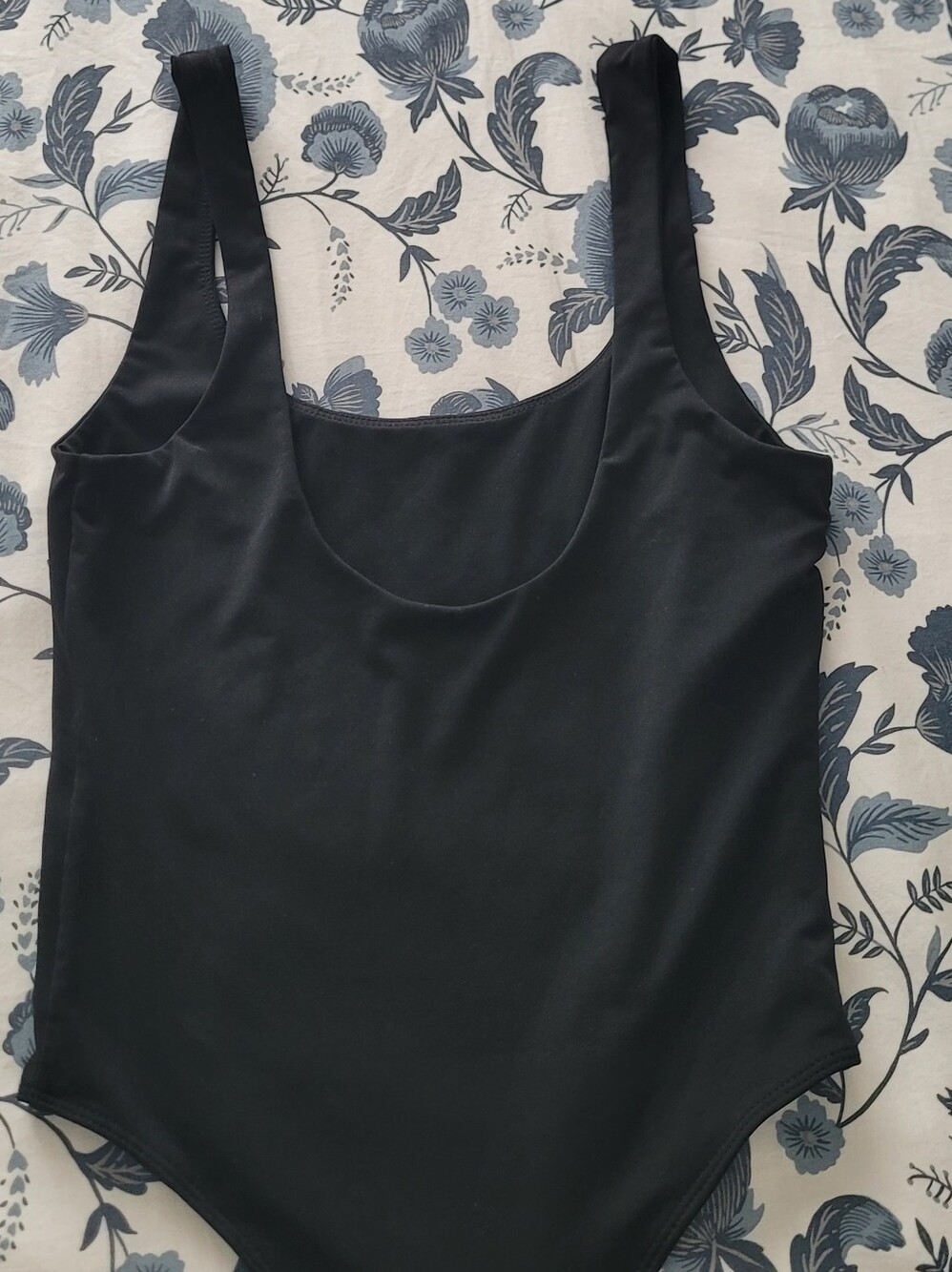 Women's Black Scoop Neck Body Suit